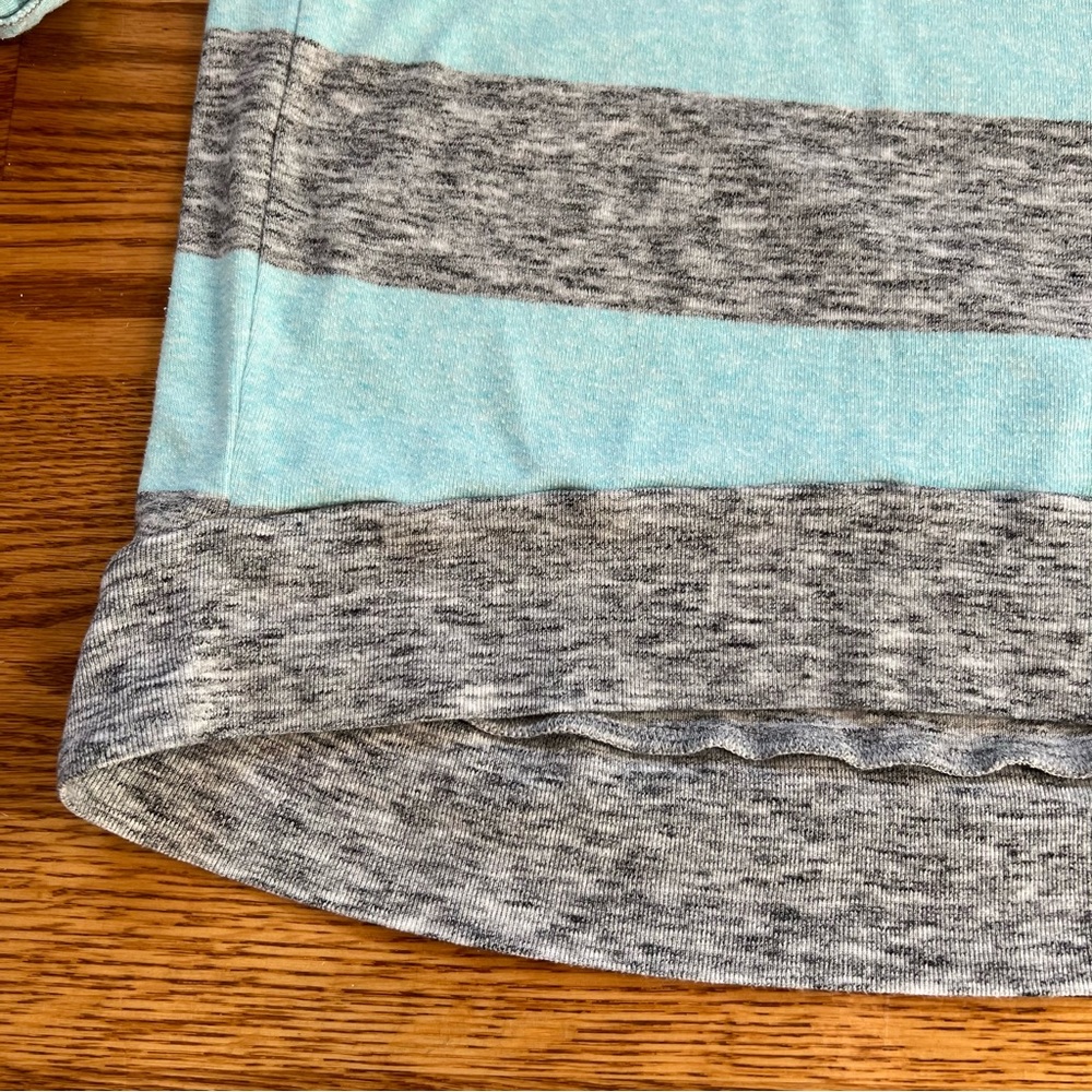 Aritzia TNA Striped 1/2 Sleece Crewneck - Picture 7 of 12